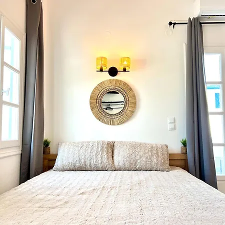 Aeolian Blu 11 Apartment