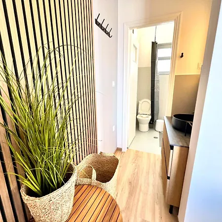 Apartment Aeolian Blu 11 *